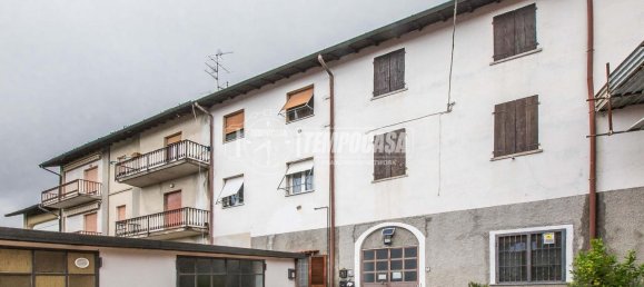2 rooms Apartment in Fenegrò, Italy No. 141082 20