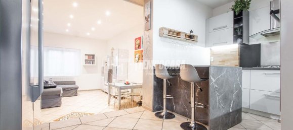 2 rooms Apartment in Fenegrò, Italy No. 141082 8