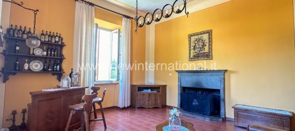 5 غرف نوم فيلا في Gallicano, Italy رقم 377438 7