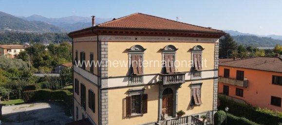 5 غرف نوم فيلا في Gallicano, Italy رقم 377438 2