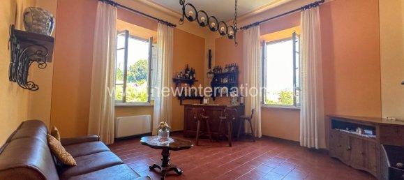 5 غرف نوم فيلا في Gallicano, Italy رقم 377438 8