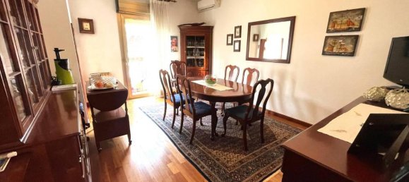 6 rooms Apartment in Udine, Italy No. 32337 7