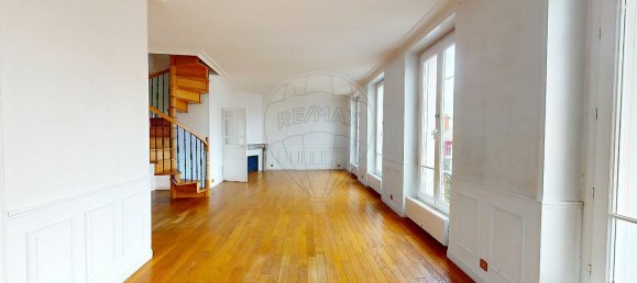 Dúplex de 4 dormitorios en Orleans, France No. 49718 4