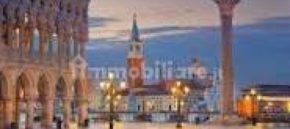 3 rooms Commercial property in Venice, Italy No. 173479 9
