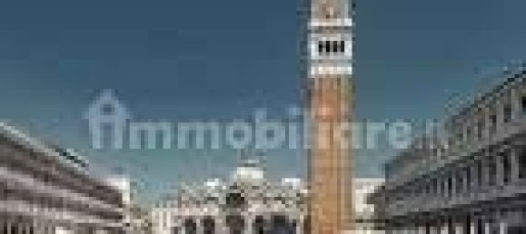 3 rooms Commercial property in Venice, Italy No. 173479 8