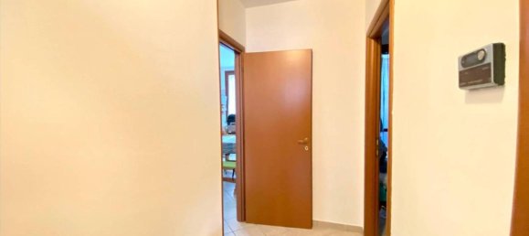3 rooms Apartment in Torrile, Italy No. 26701 10