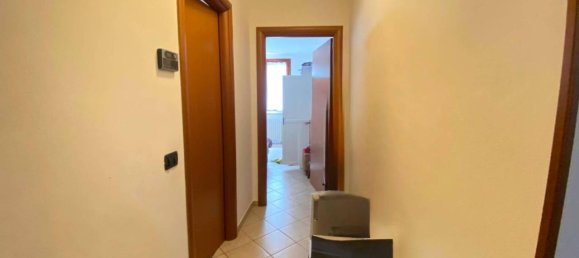 3 rooms Apartment in Torrile, Italy No. 26701 8