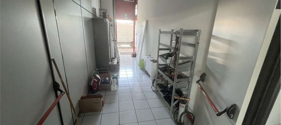 185m² Office in Sassuolo, Italy No. 17812 5