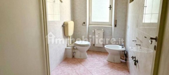 Apartamento T2 em Genoa, Italy N.º 352390 19