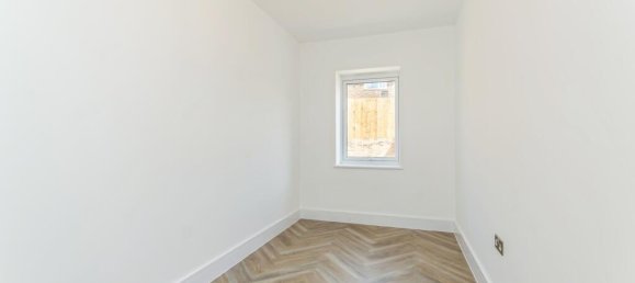 3 bedrooms House in Kenley, United Kingdom No. 8023 13