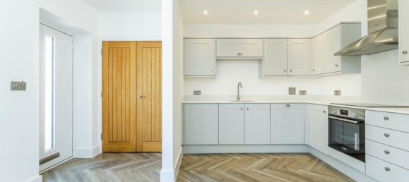 3 bedrooms House in Kenley, United Kingdom No. 8023 19