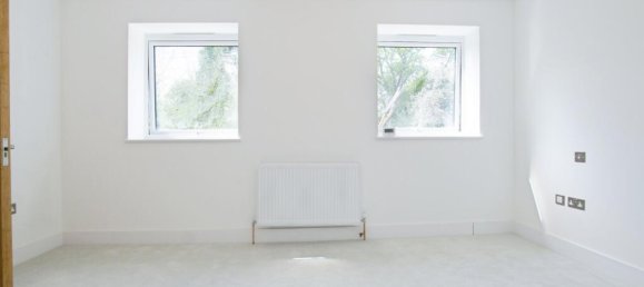 3 bedrooms House in Kenley, United Kingdom No. 8023 22