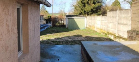 Casa de 2 dormitorios en Saint-Quentin, France No. 82071 3