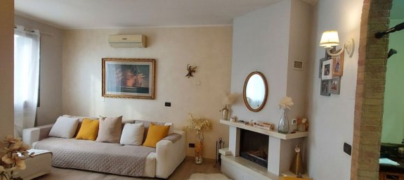 5 rooms Duplex in Fano, Italy No. 17441 12