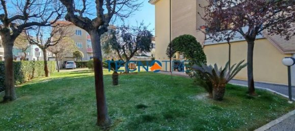 3 bedrooms Apartment in Martinsicuro, Italy No. 41159 3