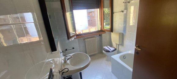 5 Schlafzimmer Wohnung in Parma, Italy, Nr. 312468 10