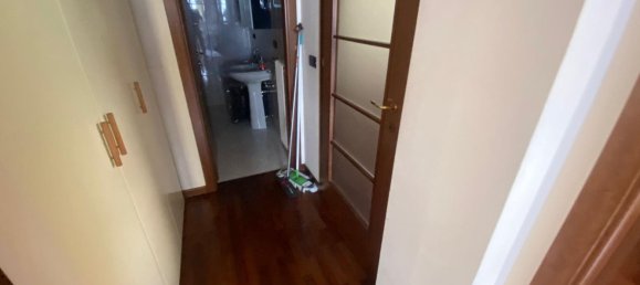 5 Schlafzimmer Wohnung in Parma, Italy, Nr. 312468 6