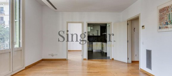 2 bedrooms Apartment in Eixample, Spain No. 169855 4