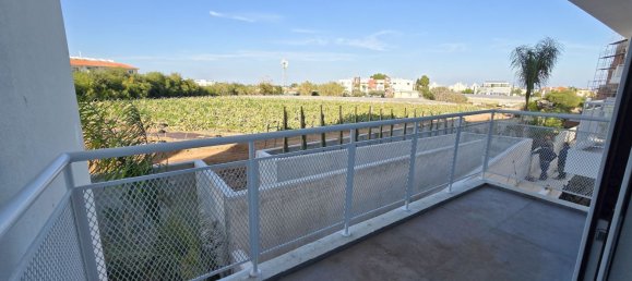 2 bedrooms Apartment in Paralimni, Cyprus No. 22449 14