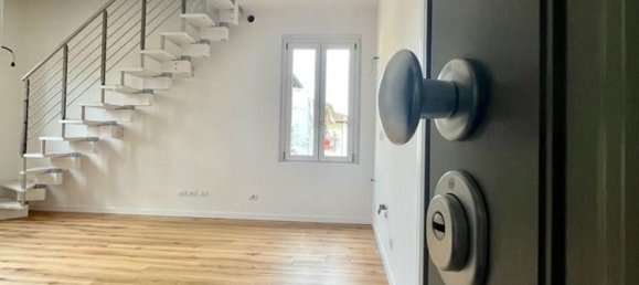 2 rooms Apartment in Florence, Italy No. 37199 15