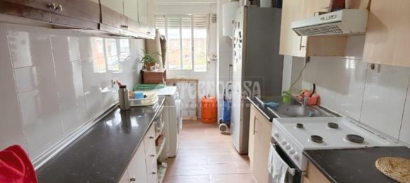 3 bedrooms Apartment in Madrid, Spain No. 168998 21