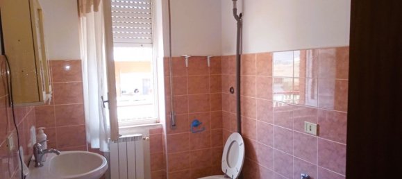 Apartamento T2 em Pomezia, Italy N.º 348241 16
