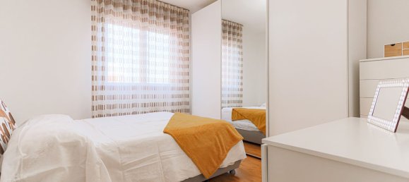 3 rooms Apartment in Rome, Italy No. 44889 2