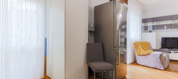 3 rooms Apartment in Rome, Italy No. 44889 14