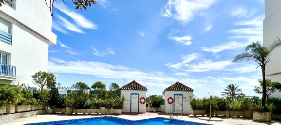 2 bedrooms Apartment in Estepona, Spain No. 144917 4