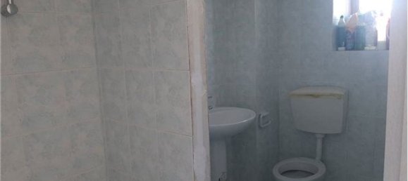 2-salle Appartement à Moncalieri, Italy No. 133014 4