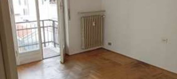 7-salle Appartement à Varese, Italy No. 5454 11