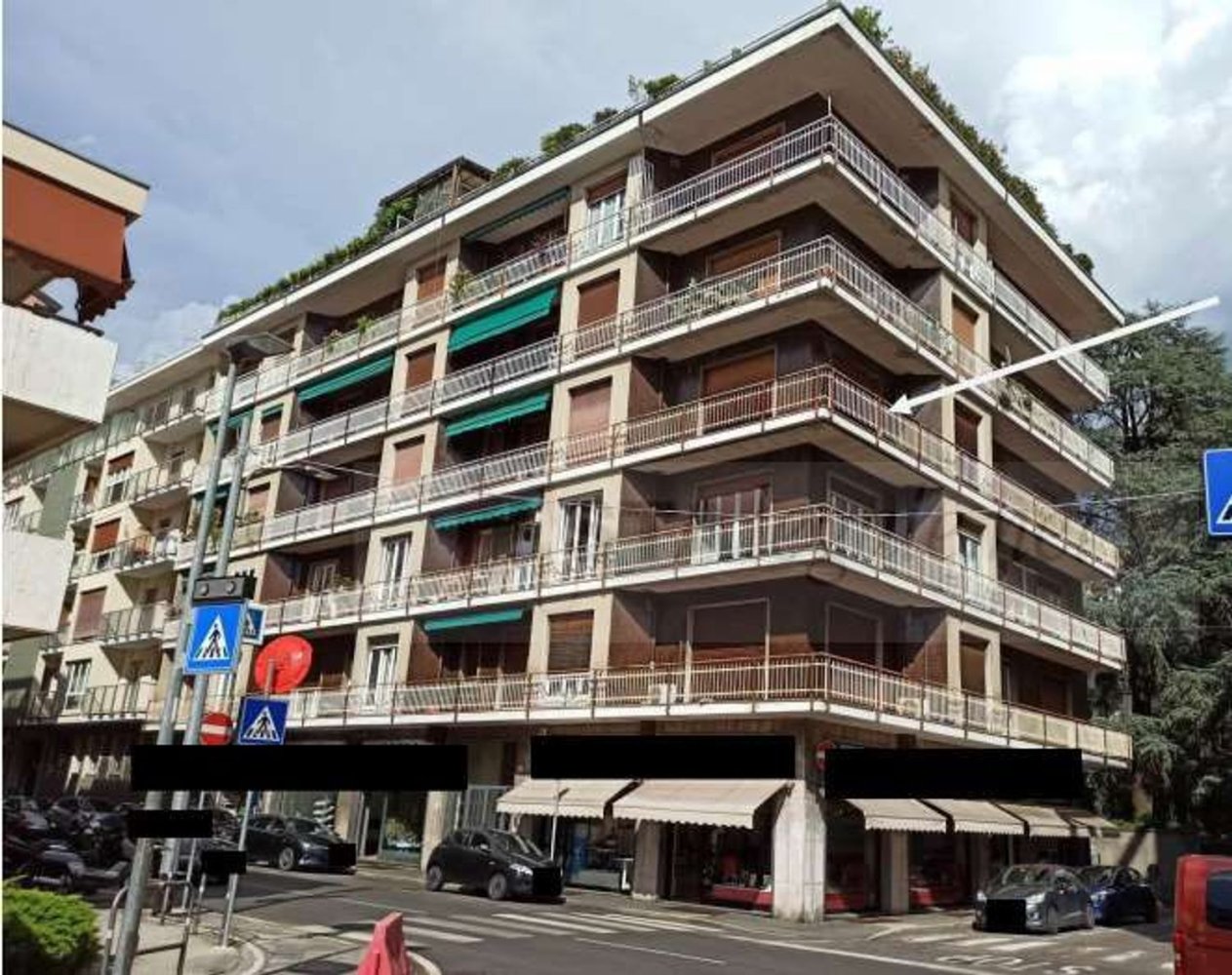 7-salle Appartement à Varese, Italy No. 5454