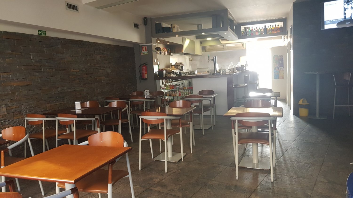 Propriété commerciale à Povoa de Varzim, Portugal 107m² No. 82759