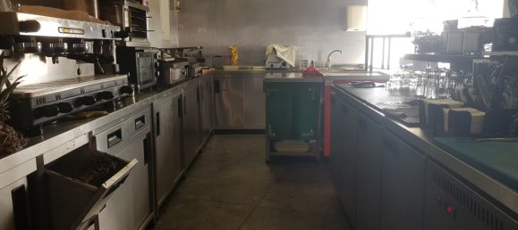 Propriété commerciale à Povoa de Varzim, Portugal 107m² No. 82759 4