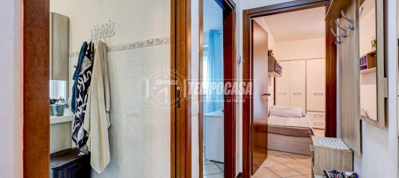 3 rooms Apartment in Sesto Calende, Italy No. 85476 17
