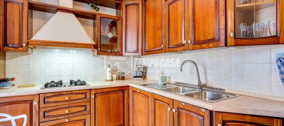 3 rooms Apartment in Sesto Calende, Italy No. 85476 7