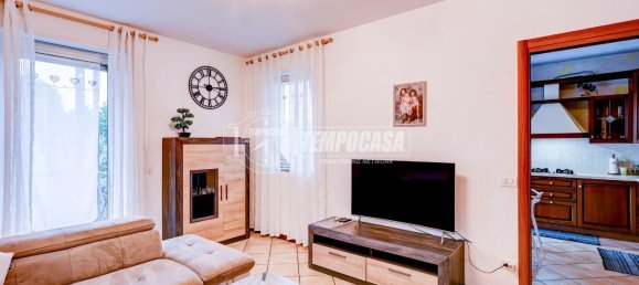 3 rooms Apartment in Sesto Calende, Italy No. 85476 3