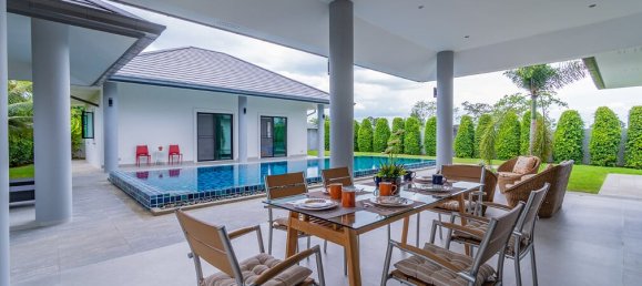 3 bedrooms Cafe / restaurant in Hua Hin, Thailand No. 7002 7