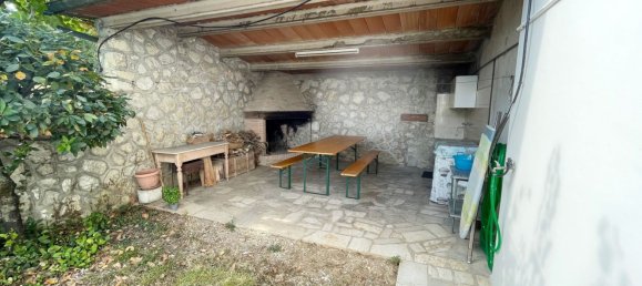 10 rooms House in Gubbio, Italy No. 258185 7
