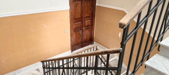 5 rooms Apartment in Messina, Italy No. 30948 12