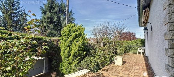 3 bedrooms House in Villemandeur, France No. 57113 4