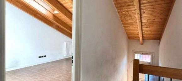 3 bedrooms Duplex in Reggio Emilia, Italy No. 325571 10