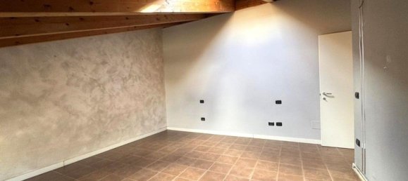 3 bedrooms Duplex in Reggio Emilia, Italy No. 325571 13