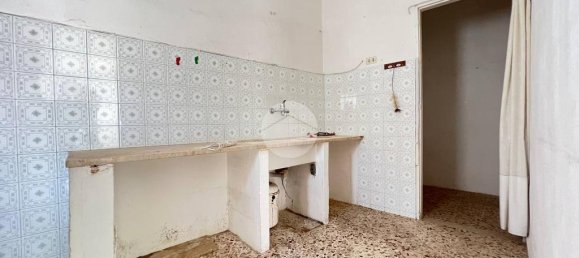 Дом с 1 спальней в Алькамо, Италия № 82981 6