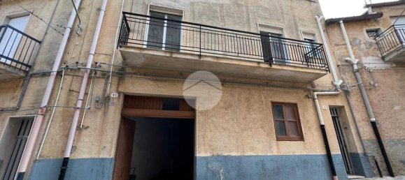 Дом с 1 спальней в Алькамо, Италия № 82981 2