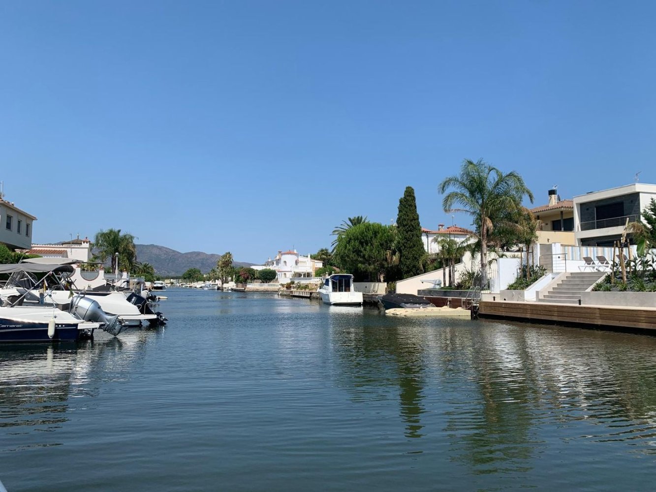 2 bedrooms House in Empuriabrava, Spain No. 143821