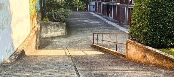 13m² Garage in Bollate, Italy No. 230021 10