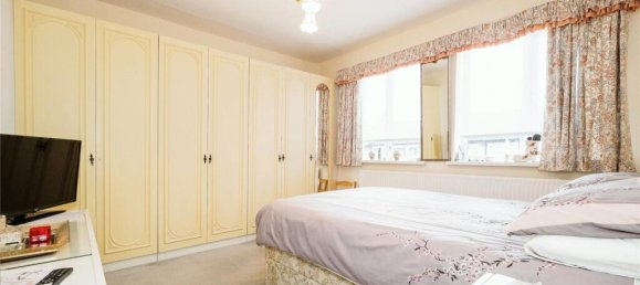 3 bedrooms House in East Ham, United Kingdom No. 11409 10