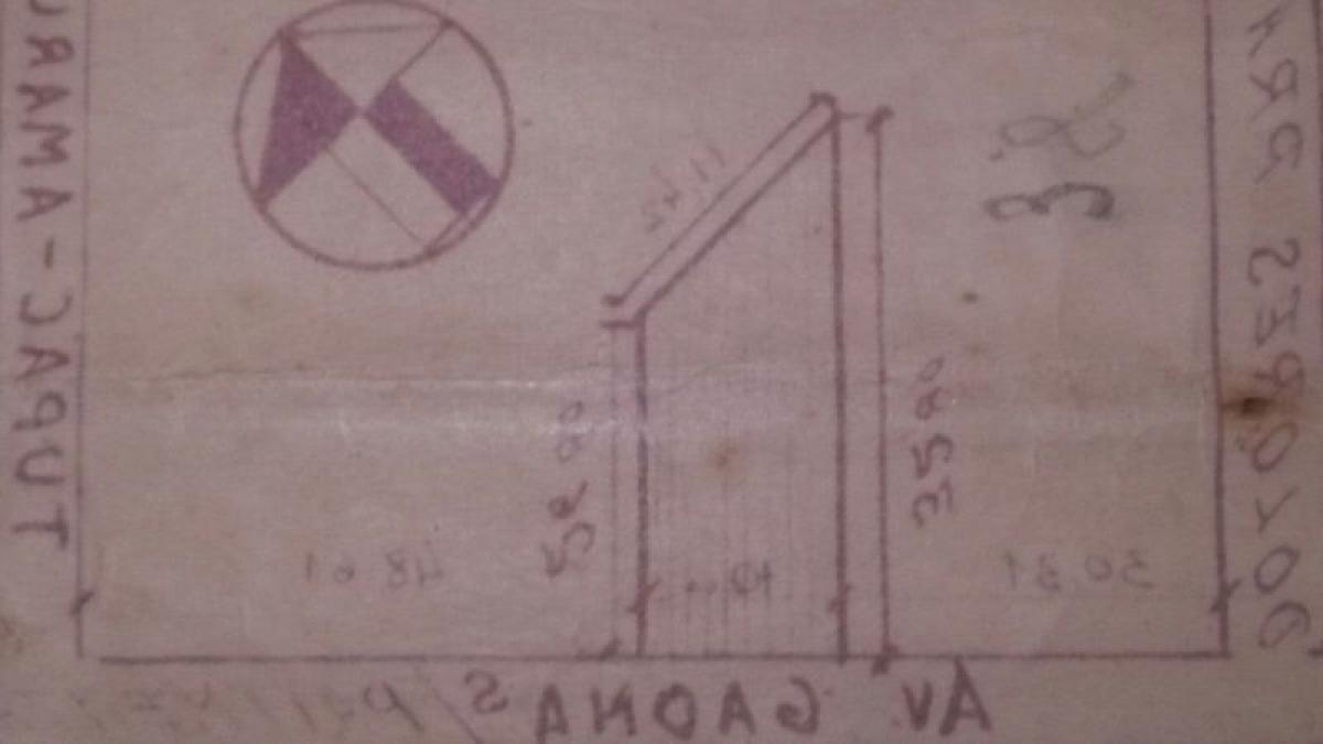 Terrain à Moron, Argentina No. 31271