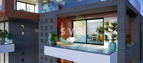 4 bedrooms Penthouse in Limassol, Cyprus No. 20858 4